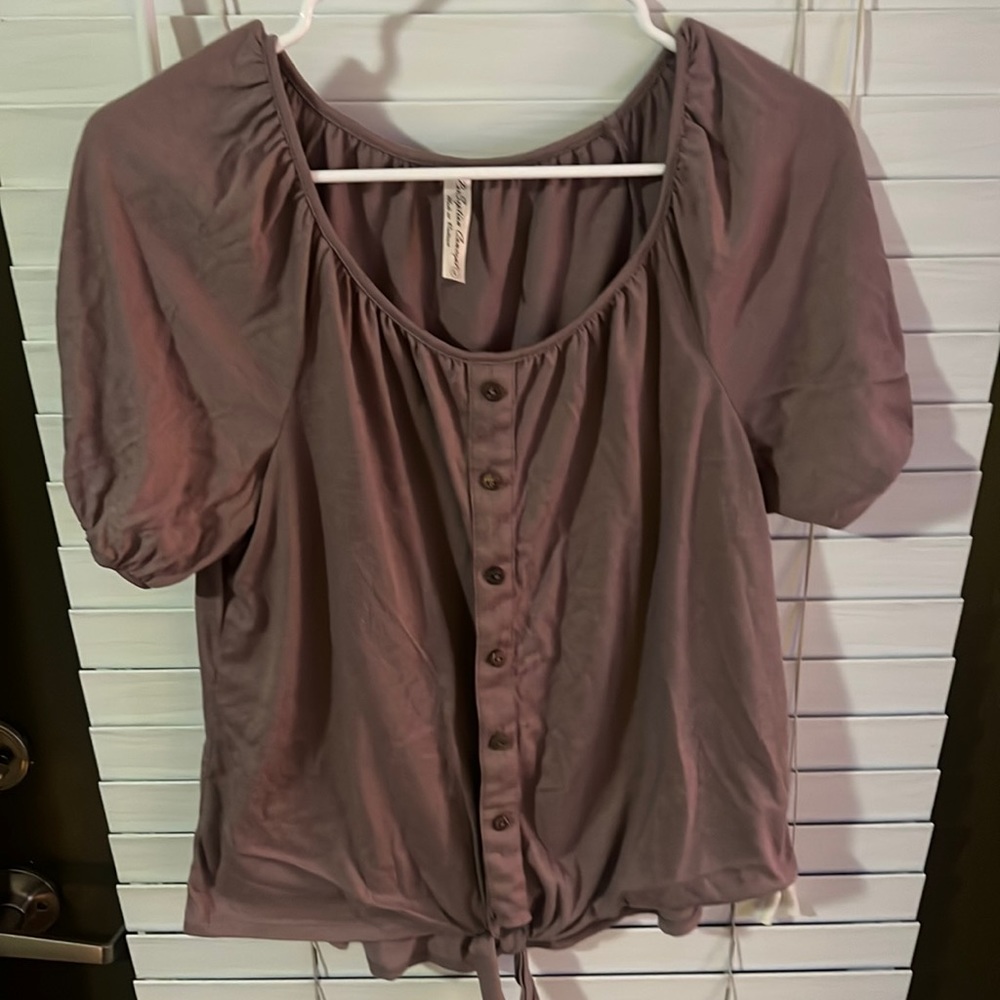 Flattery Women’s Short Sleeved Blouse